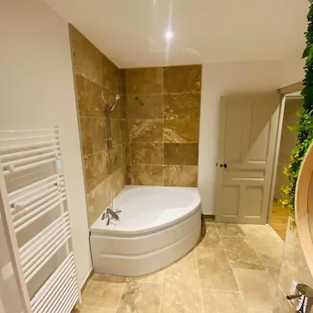 Magnifique Maison 9 Personnes A Semesterbostad Valence (Drome)