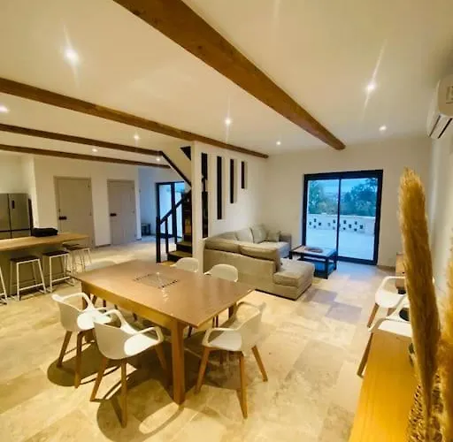 Magnifique Maison 9 Personnes A 別荘 ヴァランス